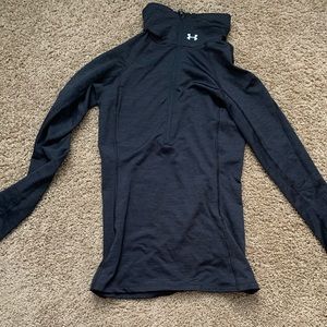 UNDER ARMOR dry fit half zip pull over